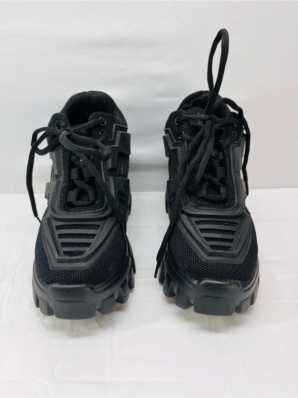 Women’s Black Chunky Lace-Up Platform Sneakers